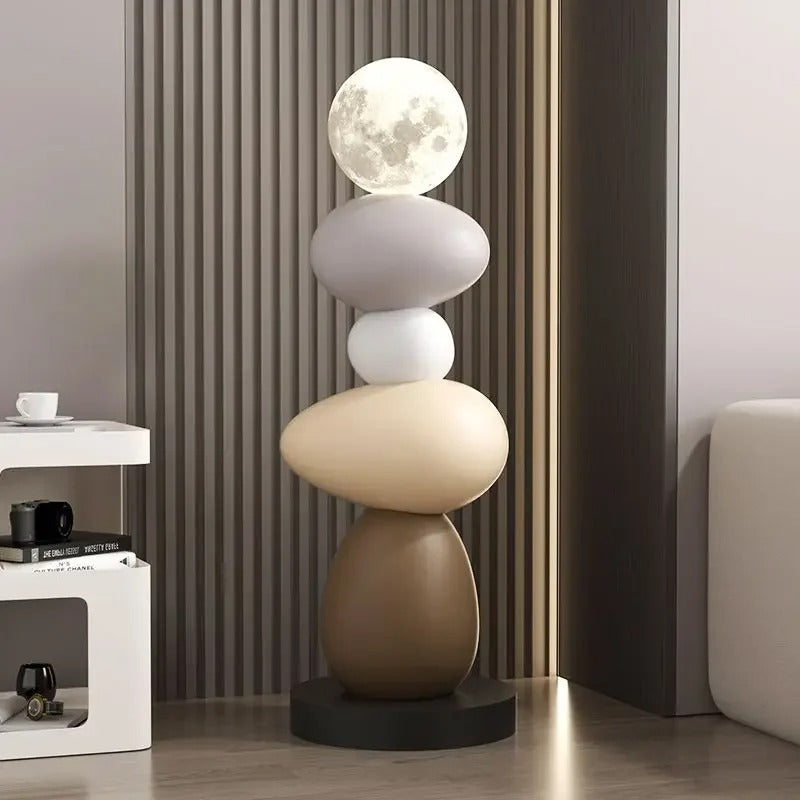 Lampada da Terra Scultorea Equilibrio Lunare