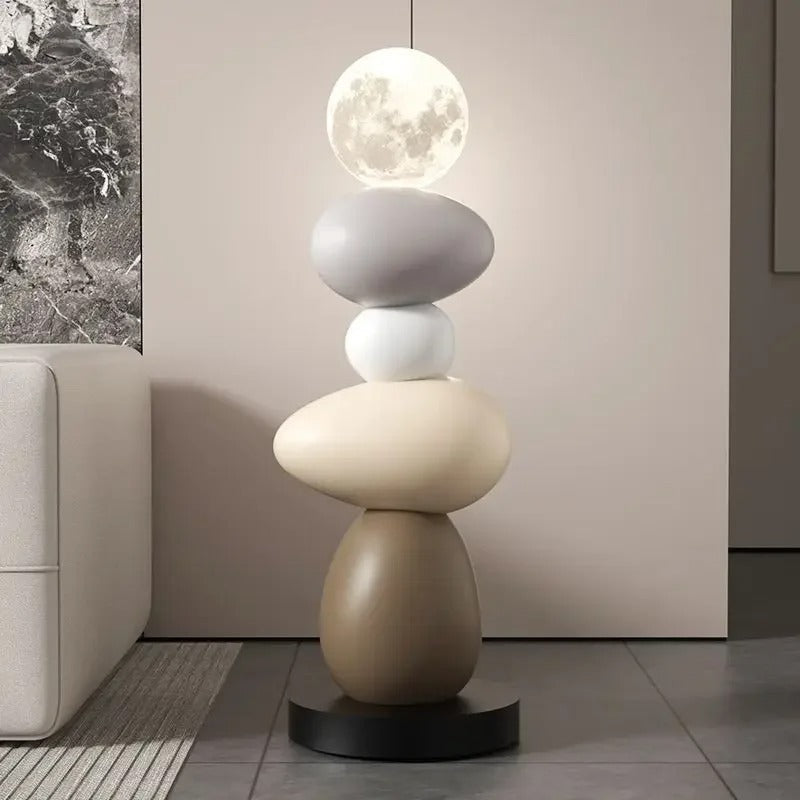 Lampada da Terra Scultorea Equilibrio Lunare