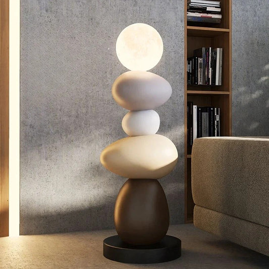 Lampada da Terra Scultorea Equilibrio Lunare